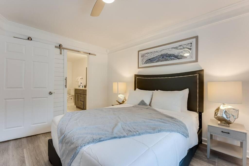 Luxury Atlanta Home - Self Check-In Pet Friendly Free Parking Bagian luar foto