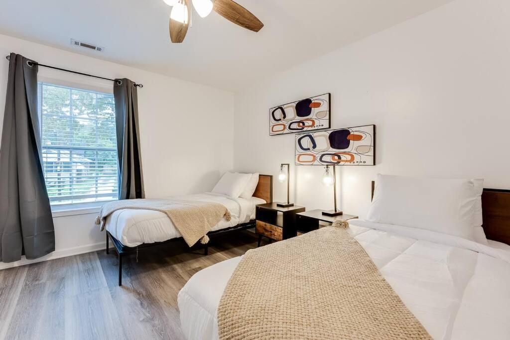 Luxury Atlanta Home - Self Check-In Pet Friendly Free Parking Bagian luar foto